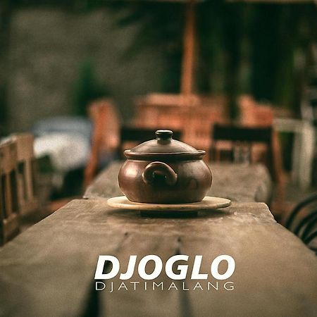Blitar Djoglo Djatimalang Guesthouse المظهر الخارجي الصورة