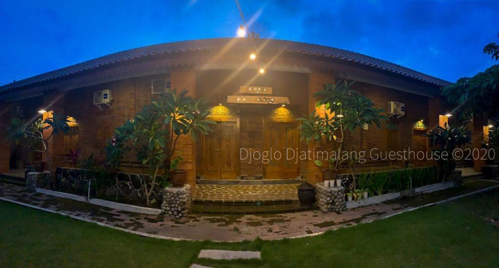 Blitar Djoglo Djatimalang Guesthouse المظهر الخارجي الصورة