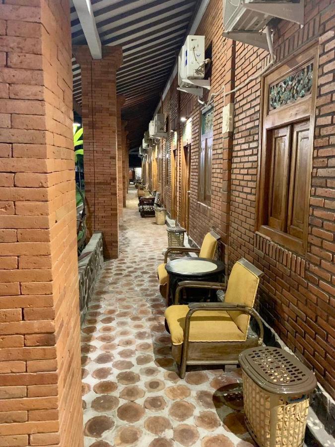 Blitar Djoglo Djatimalang Guesthouse المظهر الخارجي الصورة